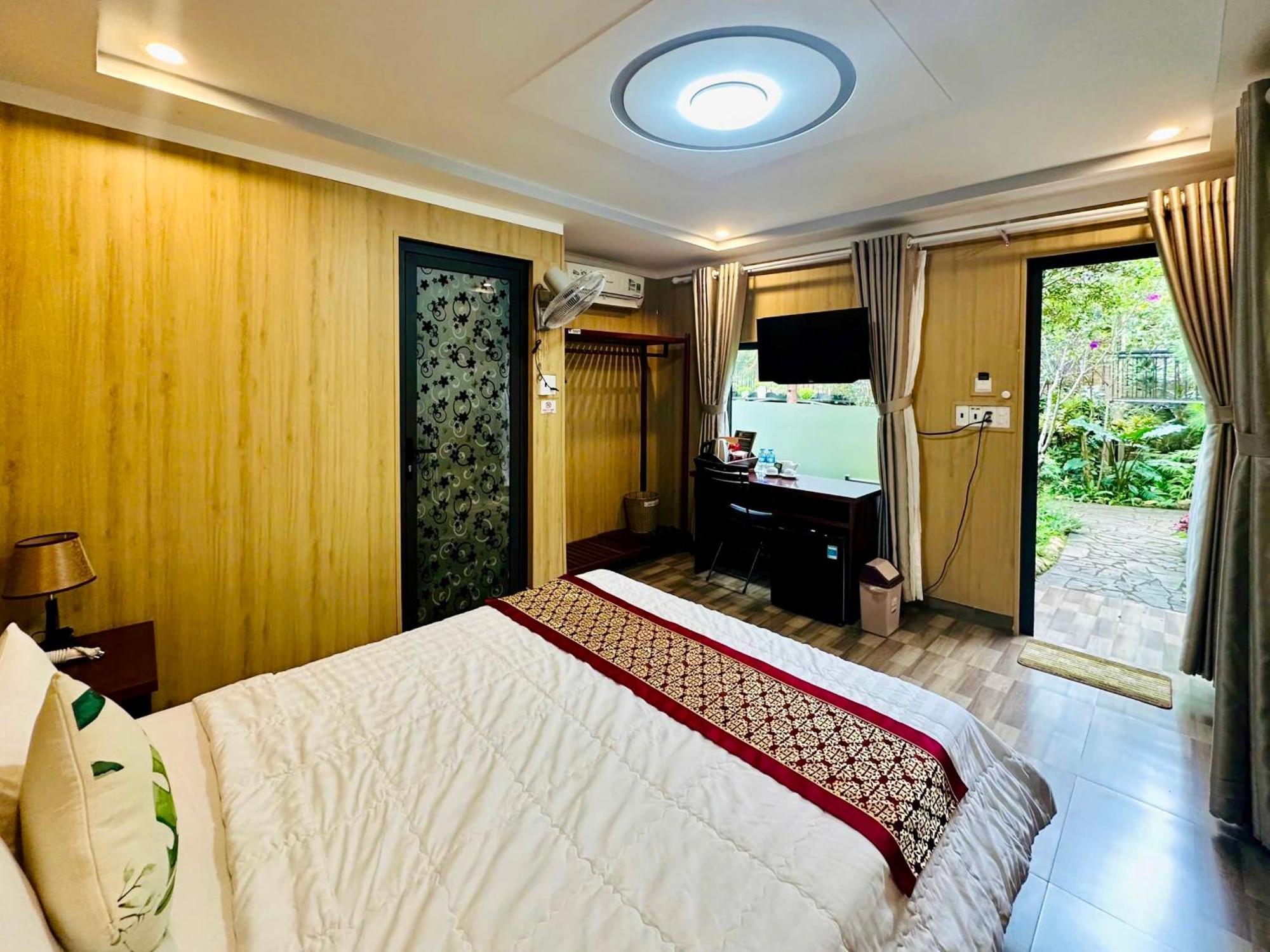 Bazan Home - Hotel & Bungalow Pleiku Habitación foto
