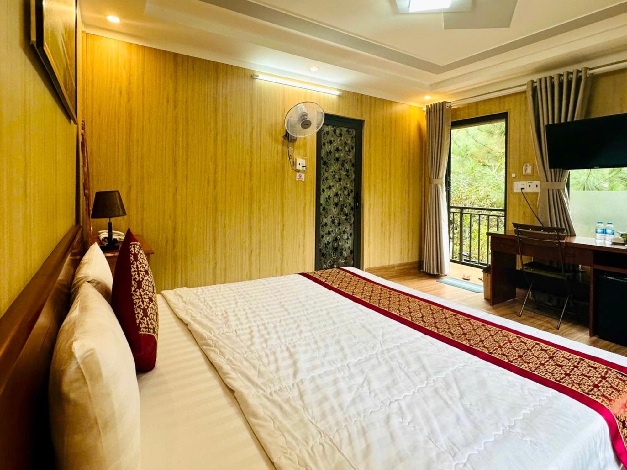 Bazan Home - Hotel & Bungalow Pleiku Habitación foto